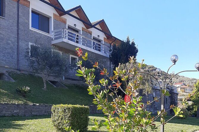 Berat 4x4 Off-Road and Vineyard Wine Tasting - Price and value: why $77.96 can make sense here