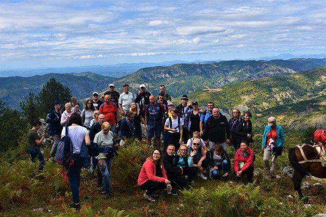 Berat Hiking Off Road picnic lunch in Tomori Holy Mount - Group size and “English-friendly” planning