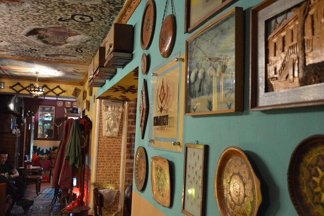 Communist History Tour Tirana & Street Food - From qoftë and yogurt sauce to local beer: the street-food break that matters