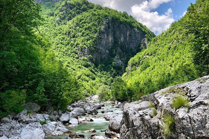 Explore Thethi, the unknown part of Albania in two days - Sleeping in Theth village: why the guesthouse choice is the point
