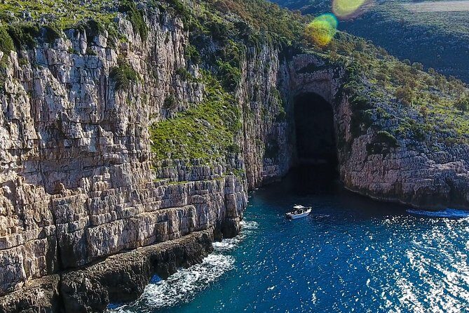 Explore Vlora Bay: Sazani Island &Karaburun peninsula from Tirana - Lunch at Shën Vasili Bay: plan for it, but don’t assume it’s included