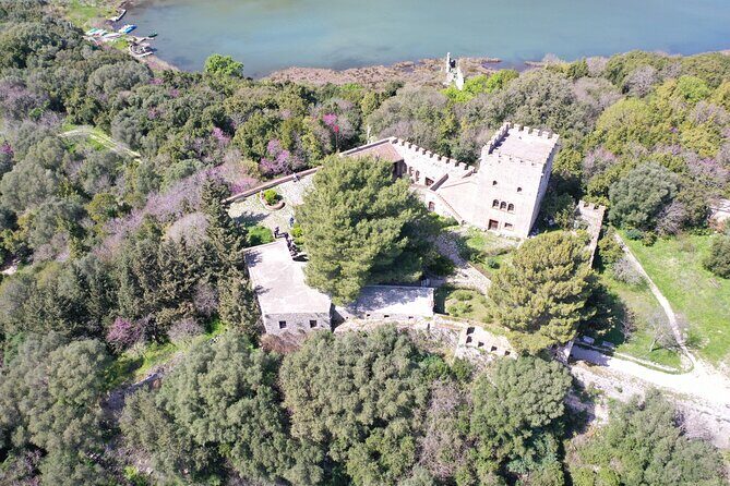 Full Day Tour: Butrint National Park, Ksamil, Blue Eye and Lekursi Castle - The Blue Eye: why this spring looks like an eye