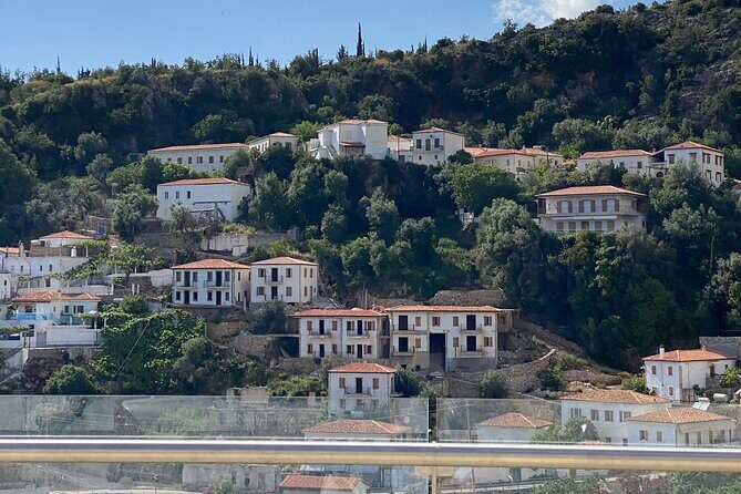 Full Day Tour from Albanian Riviera/Borsh to Dhermi and Llogara - Borsh: start with a maritime village mood