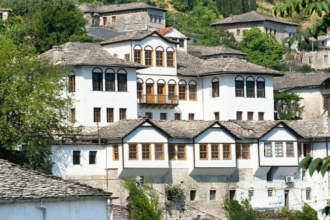Gjirokaster walking Tour The Old Baazar, Cfake, Dunavat, Ali Pasha Bridge - The guide makes the difference: asking for local perspective