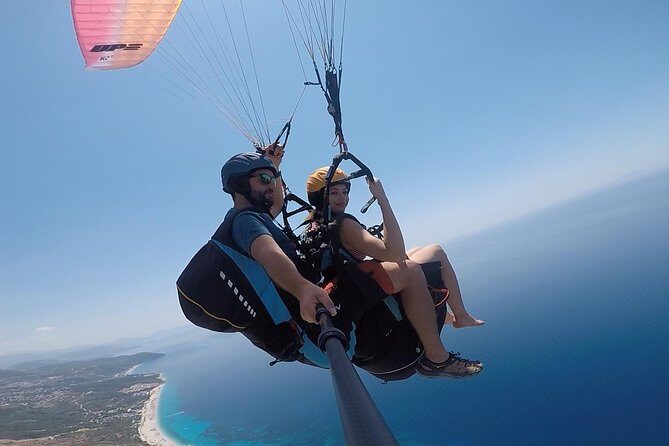 Paragliding in Vlore - Group Size, Discounts, and English Support