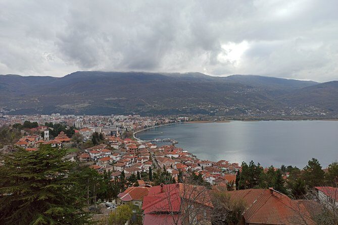 Tirana ⇔ Ohrid, North Macedonia - Vehicle Comfort: Fit the Ride to Your Group