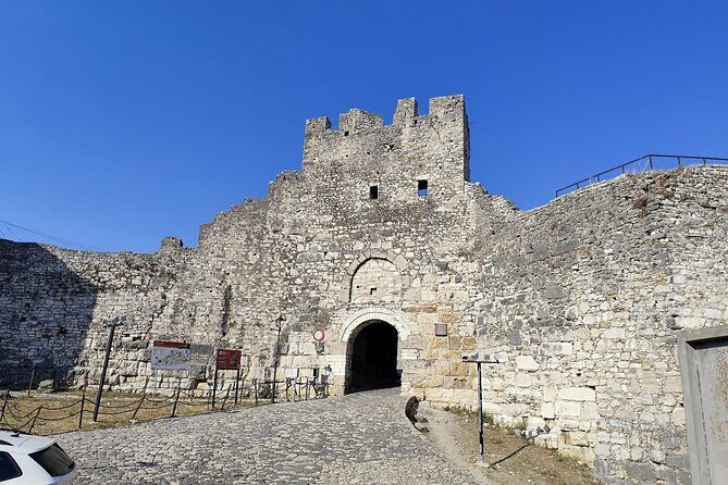 Tirana to Berat By Eden: Private day trip - Berat Castle and the Onufri Museum: medieval lanes and icon art