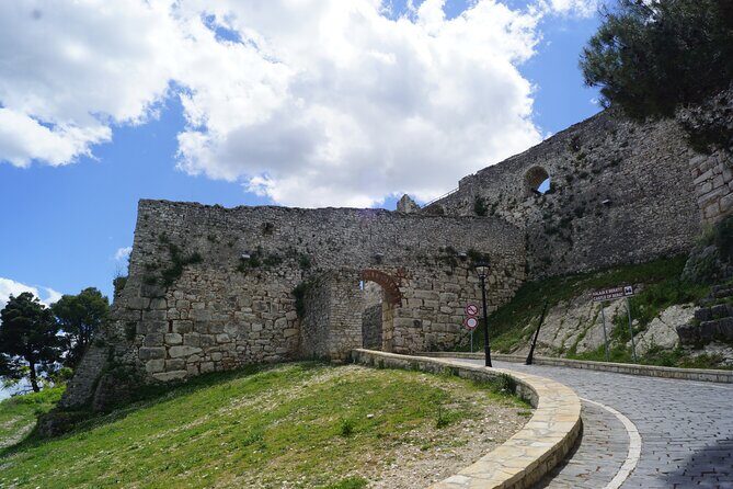 UNESCO heritage in Albania - 4 days - Blue Eye Park to Lekursi Castle: Water, Views, and a Quick Timeline