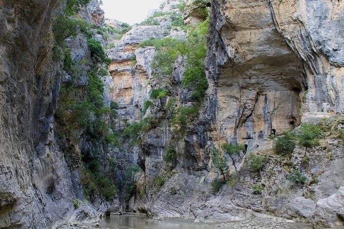 Visit Benje Thermal Baths & Kelcyra Waterfall & Langarica Canyon - Who This Trip Suits Best