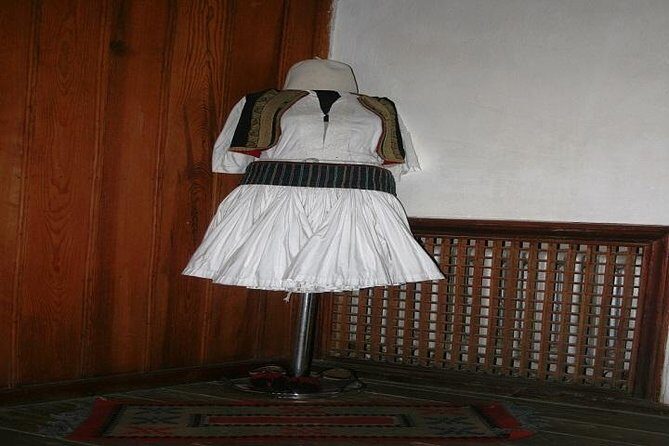 Visit the City of Gjirokastra - What makes the tour worth it: the “how” matters